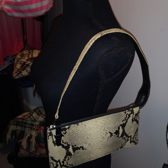 Johnny farah snake skin purse 👛 (everything must go! Moving sale) - Picture 2 of 13